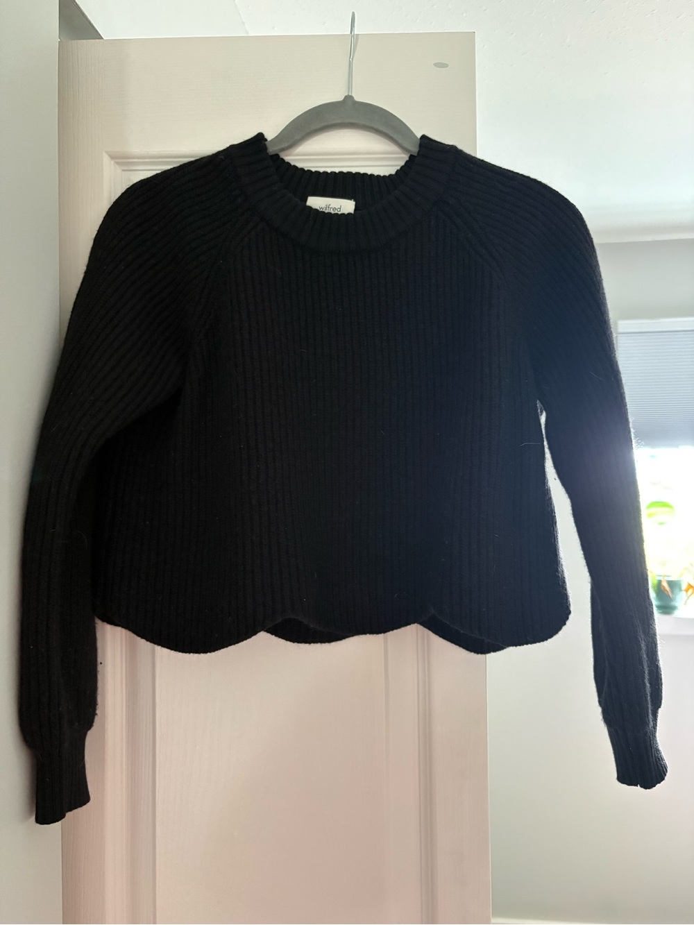 Wilfred Black Ribbed Crewneck Sweater with Scalloped Hem